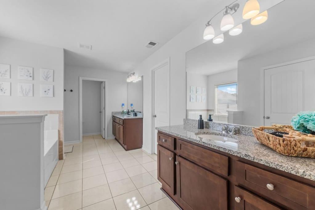 Quiet Oasis Villa Lawrenceville Bagian luar foto