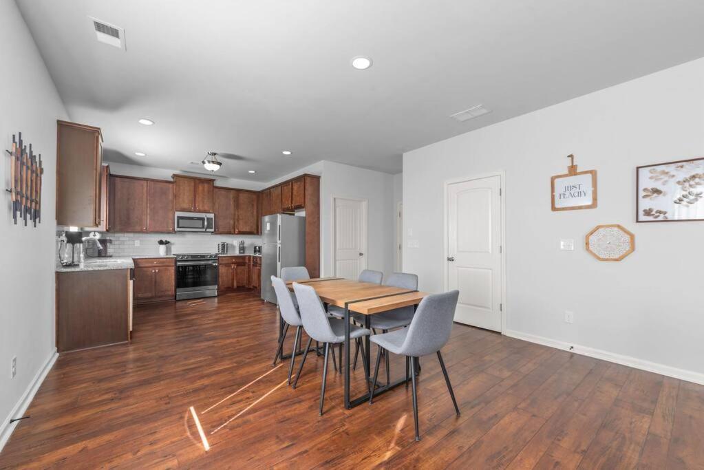 Quiet Oasis Villa Lawrenceville Bagian luar foto